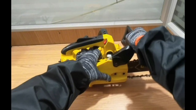 Amazon.com : QZTODO Top-Handle-Chainsaw-Gas-Powered - 12 Inch